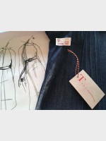 Jurk met geplooide details Jurk met geplooide details