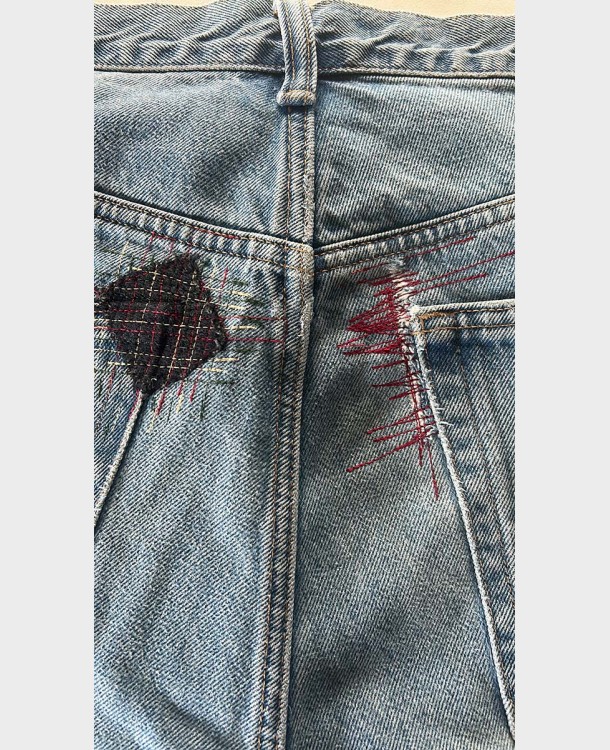 Visible Mending. Geef je kleding een tweede leven. Zaterdag 6 december 2026 14u-16u
